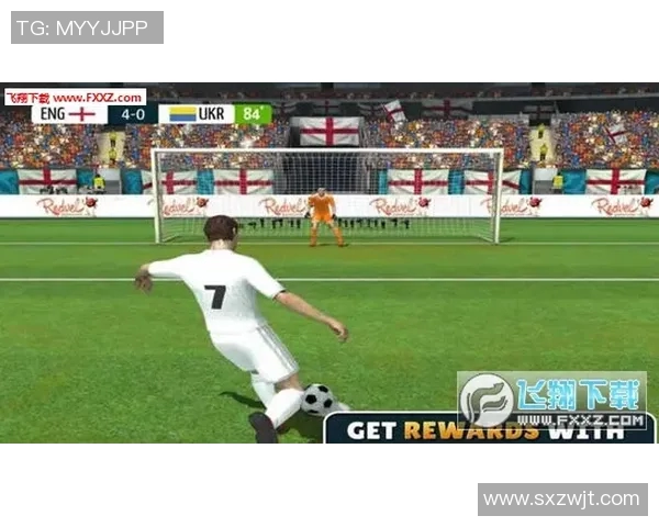 女生挑战足球明星辨认游戏看她们的精彩表现与反应